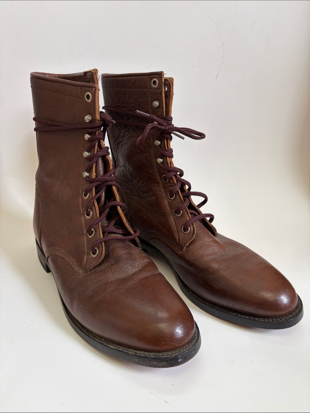 Justin L508 Vintage Leather Lace-Up Boots